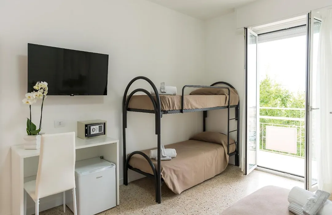 Hotel Ninfea Cattolica-1